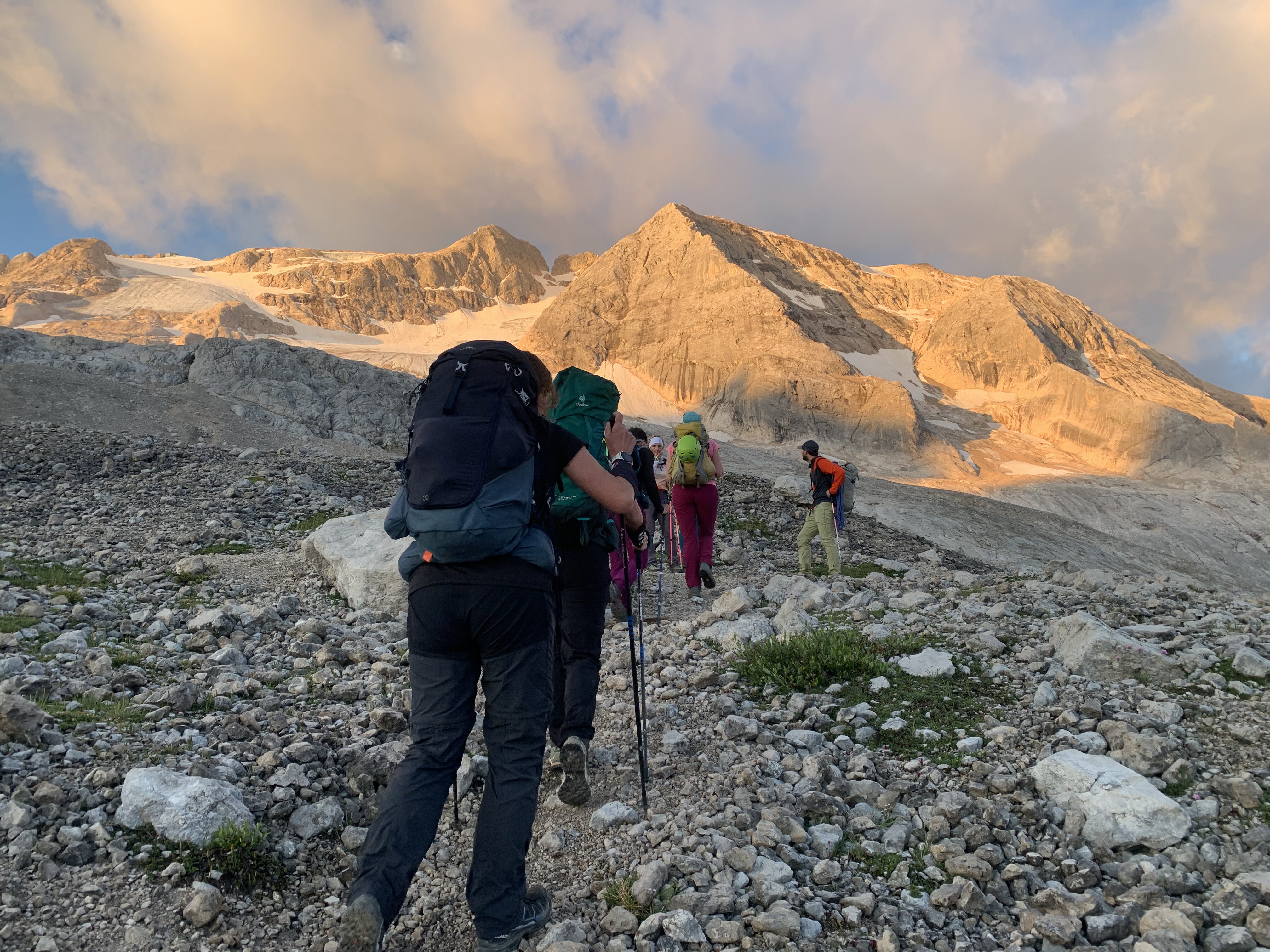 marmolada dolomiten bergführer zustieg Dolomiten Marmolada Normalweg mit Bergführer auf den höchsten Gipfel der Dolomiten