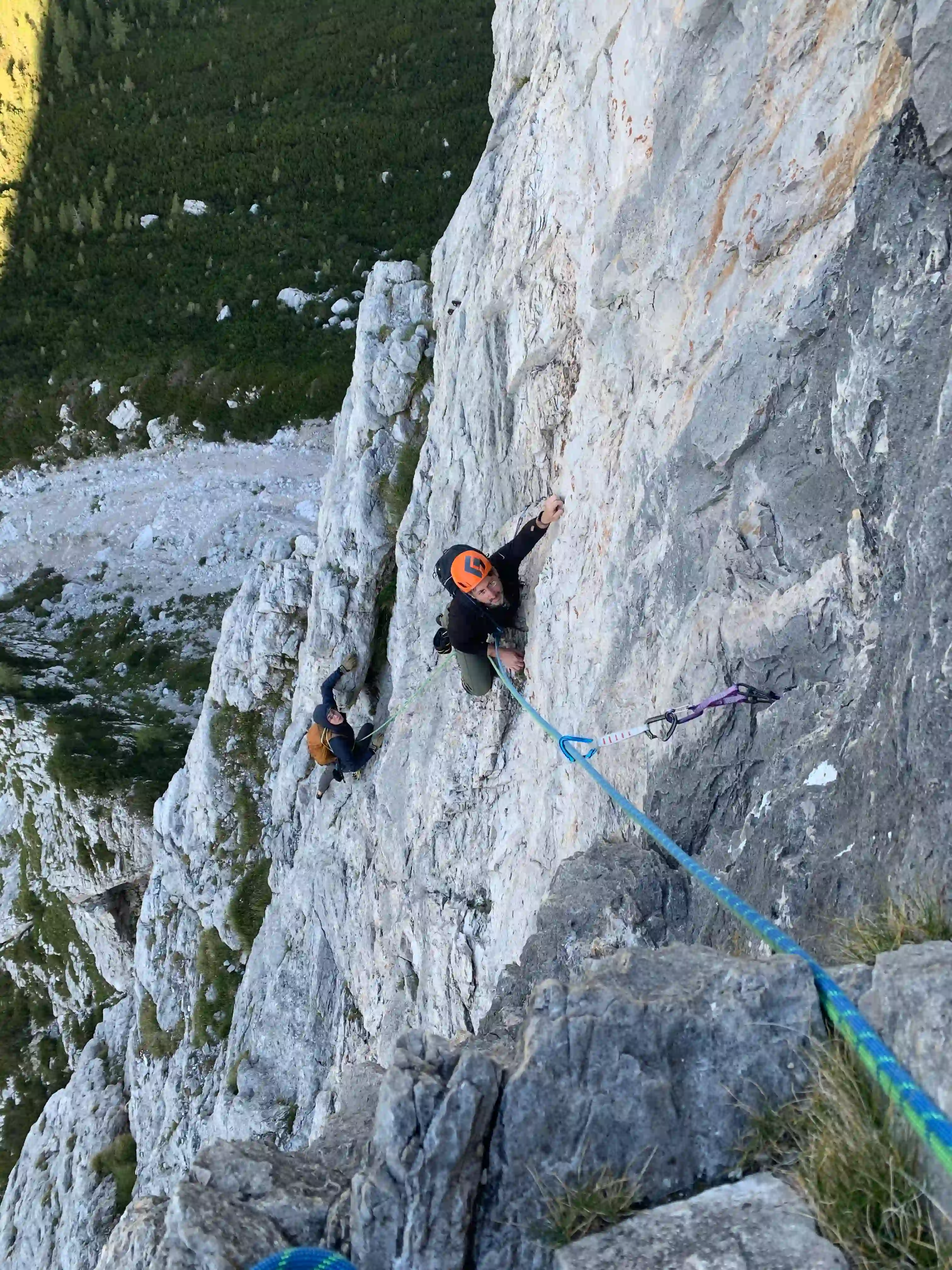 Andrich Bergführer Dolomiten Klettern am super Fels der Torre Venezia Civetta Dolomiten mit Guide